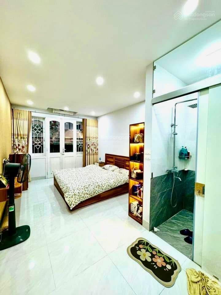 Hiếm! 30m ra mp bạch mai, 2 thoáng, 3 ngủ full nội thất, dân xây, sđcc, ko quy hoạch