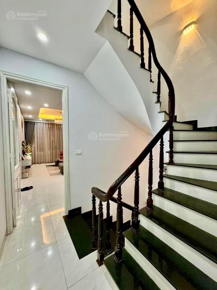 Hiếm! 30m ra mp bạch mai, 2 thoáng, 3 ngủ full nội thất, dân xây, sđcc, ko quy hoạch