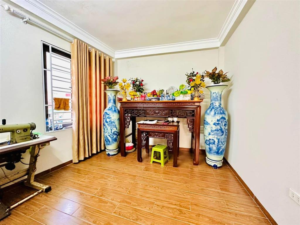 Bán nhà riêng trần khát chân, ngã tư lò đúc, 2 thoáng, kd, dân xây, đủ công năng, sổ đẹp, ko qh