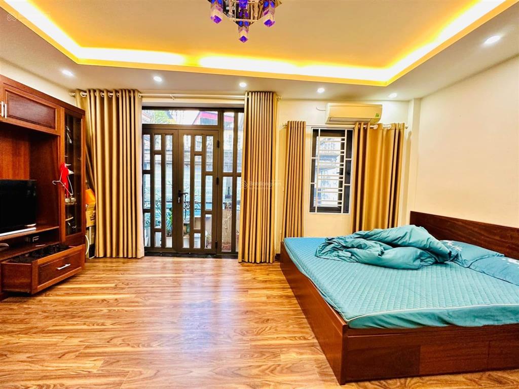 Bán nhà riêng trần khát chân, ngã tư lò đúc, 2 thoáng, kd, dân xây, đủ công năng, sổ đẹp, ko qh