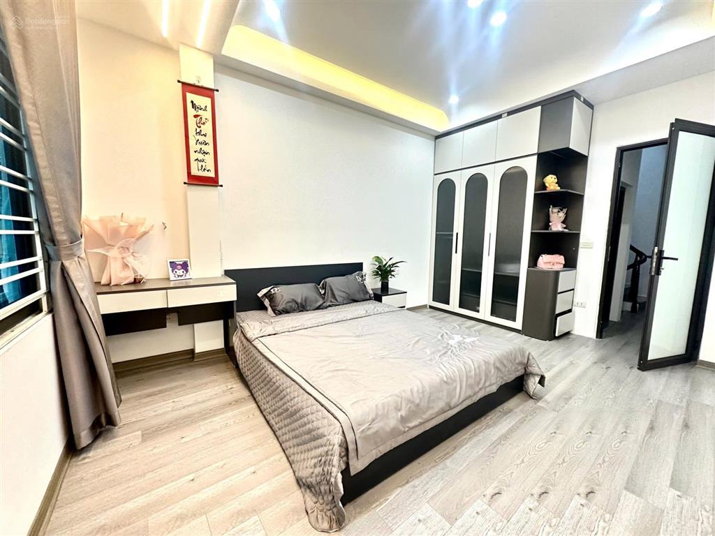 6.450 tỷ nhà minh khai, 2 thoáng, ngõ thông, xây mới 3 ngủ nội thất, sđcc, không quy hoạch