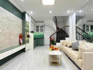 Mặt ngõ hoàng mai, lô góc, 50m ra ô tô tránh, ngõ trước nhà 3m, 6 tầng full nội thất, sổ đẹp