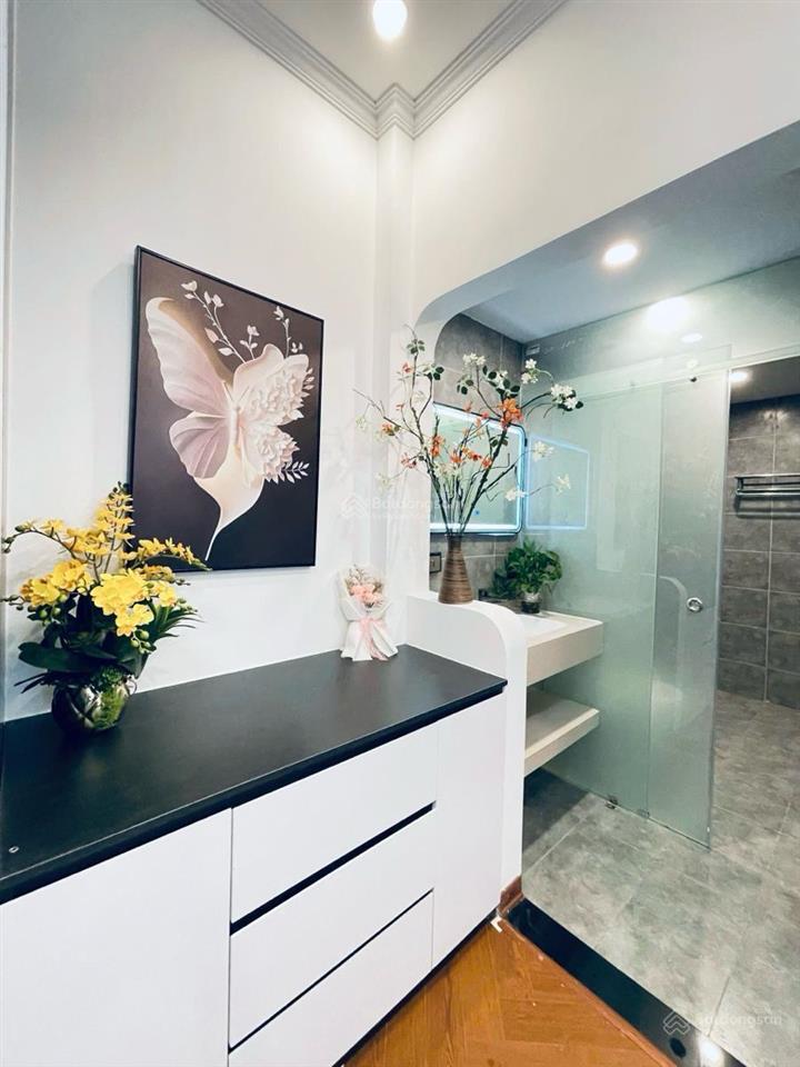 Tin chuẩn! hoàng mai, 10m ra ôtô tránh, kinh doanh, dân xây tặng lại nội thất, sổ đẹp, qh ổn định