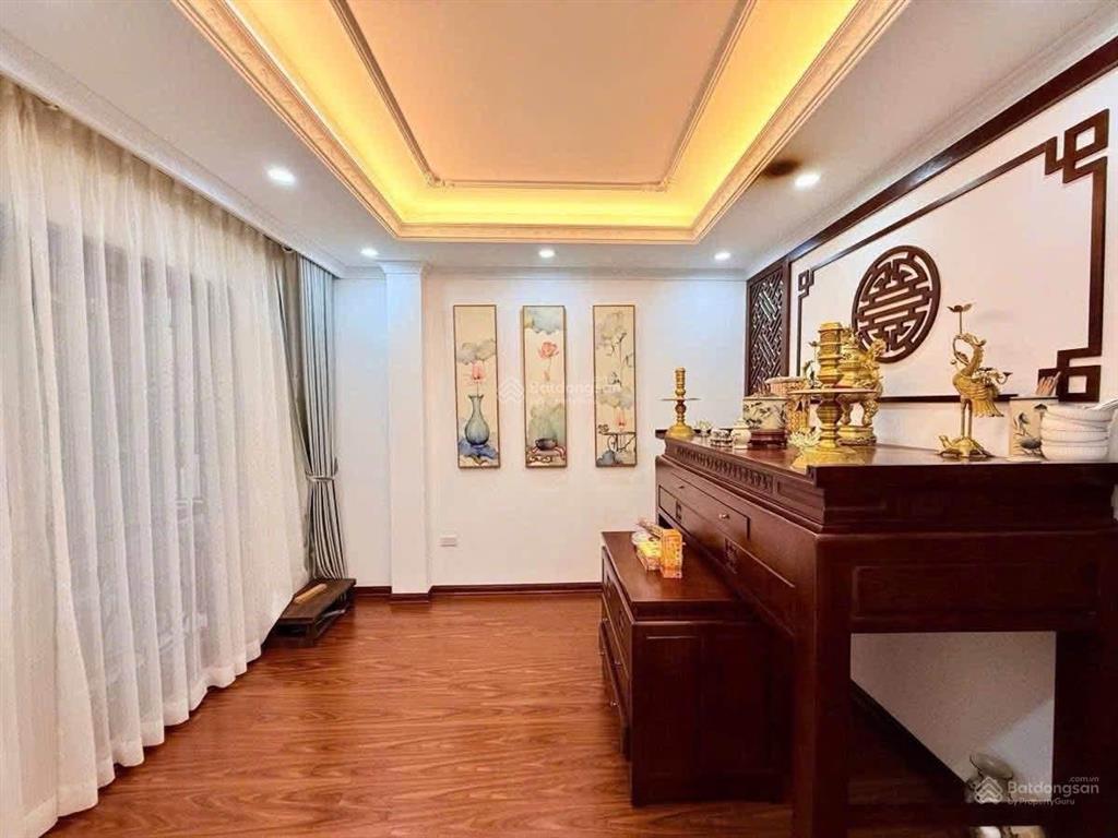 Bạch mai, 50m ra ô tô, dân xây 35m2, 3 ngủ full nội thất, ko quy hoạch, sổ riêng, ở ngay