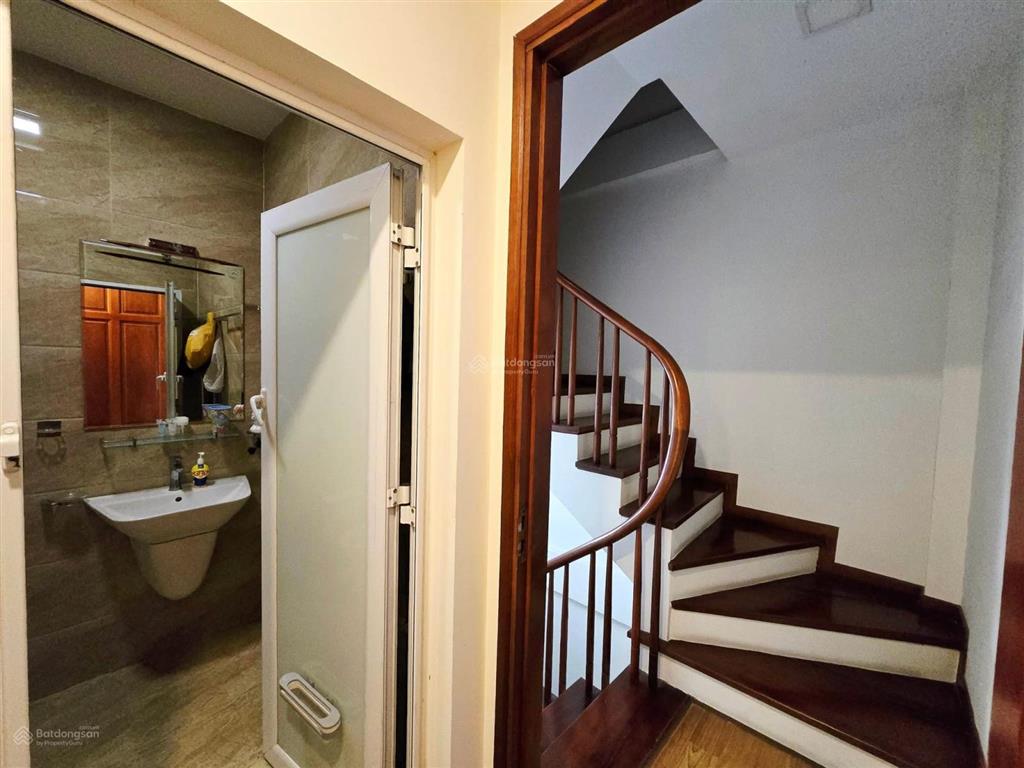 Bán nhà trần khát chân, 2 thoáng ngõ thông, sđcc 38m2 full nội thất, qh ổn định, nhiều tiện ích