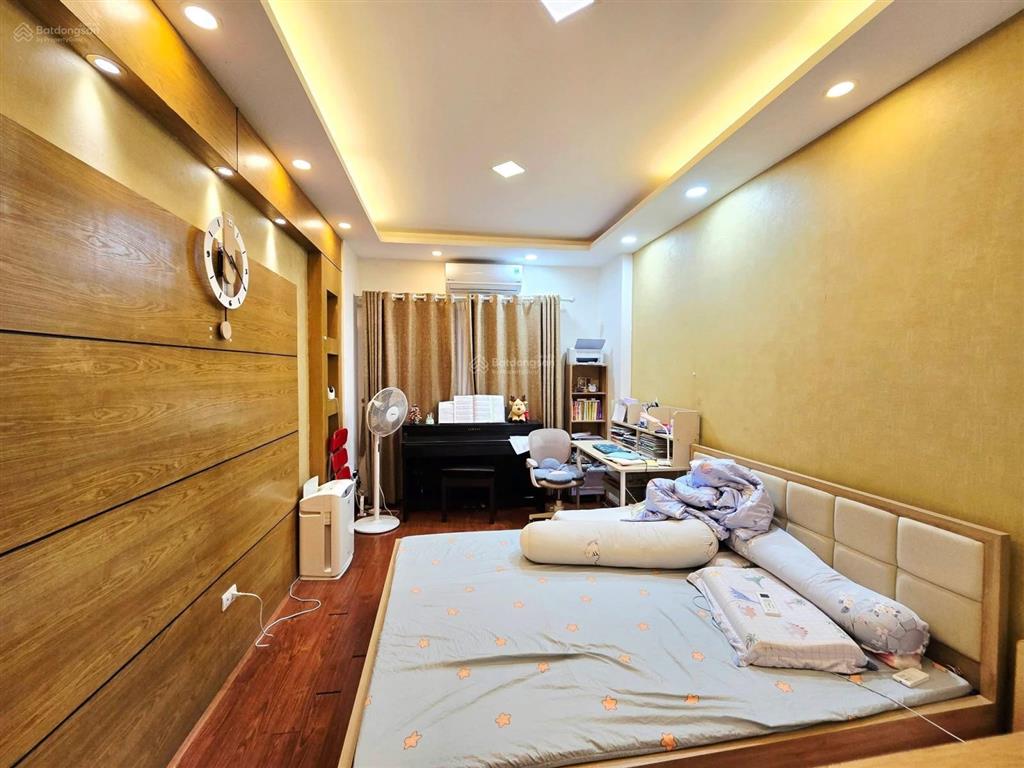 Bán nhà trần khát chân, 2 thoáng ngõ thông, sđcc 38m2 full nội thất, qh ổn định, nhiều tiện ích
