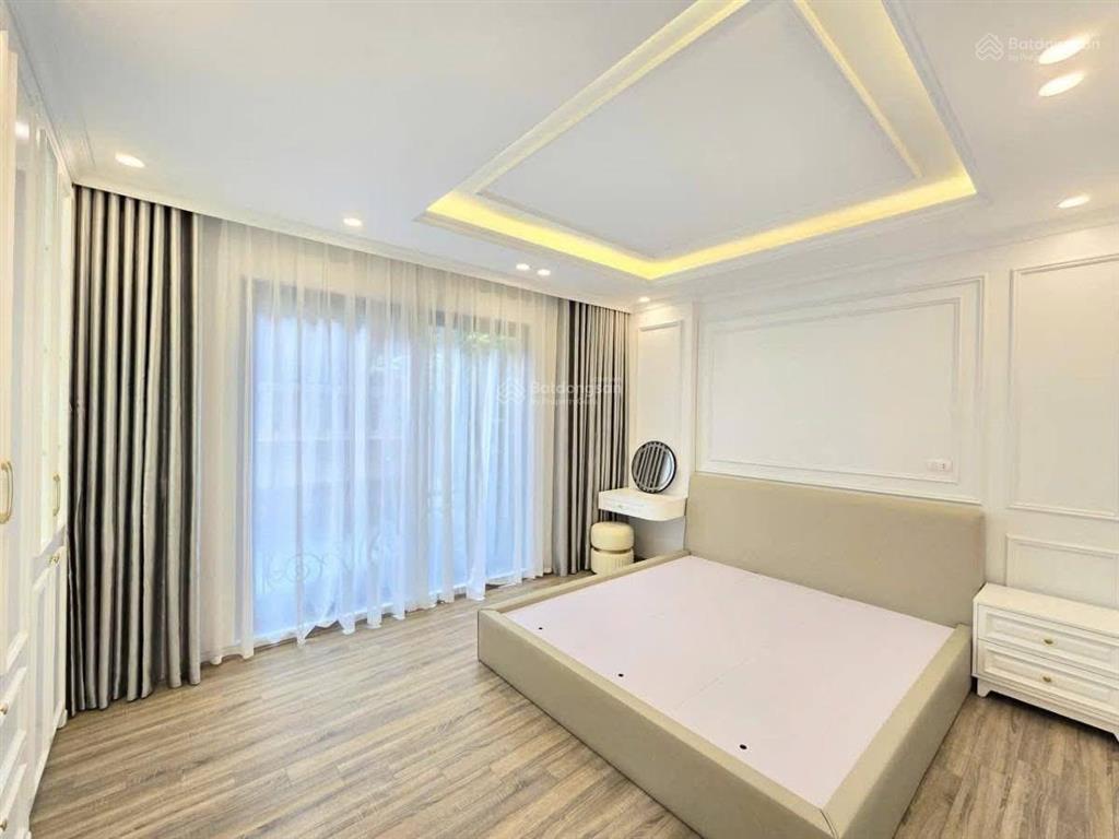 Giảm mạnh! nguyễn đức cảnh hơn 6 tỷ nhà 5 tầng xây mới 40m2, sđcc, ko quy hoạch