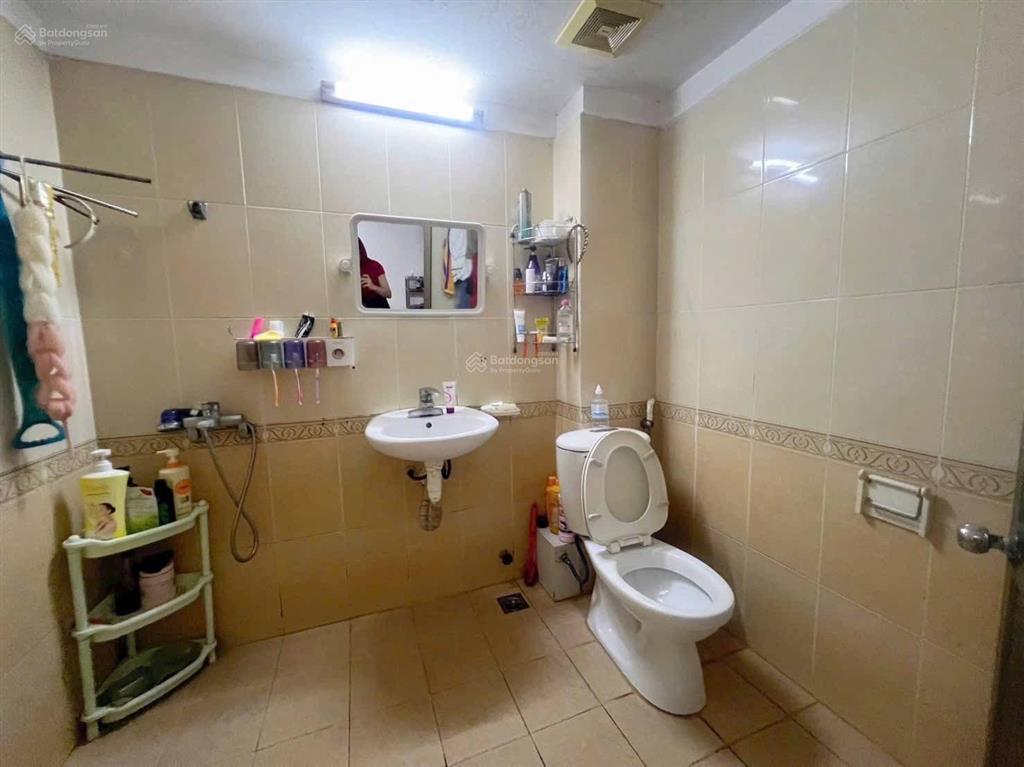150tr/m nhà lô góc bạch mai, ngõ thông gần hồ võ thị sáu, dân xây, nhiều tiện ích, sđcc, ko qh