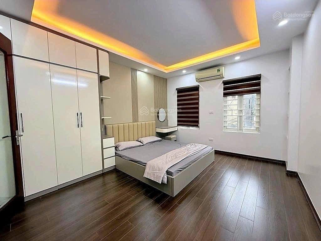 Hơn 5 tỷ nhà kim ngưu, ngõ thông 50m ra ô tô, 35m2 x 5 tầng xây mới, tặng nội thất, sđcc, ko qh