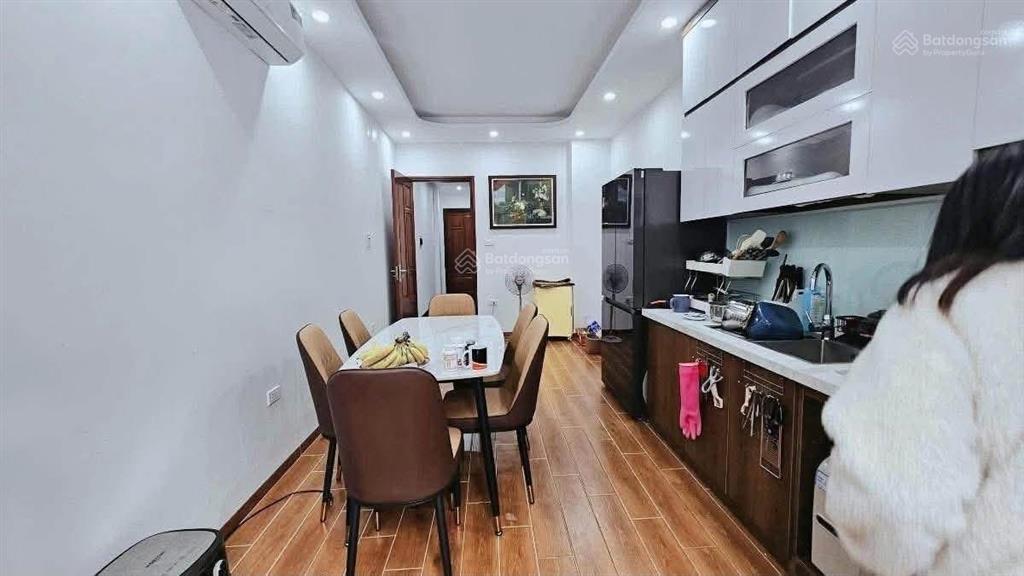 Ô tô đỗ cửa trương định, 2 thoáng, 5t xây mới 3 ngủ tặng lại nội thất, sổ đẹp, quy hoạch ổn định