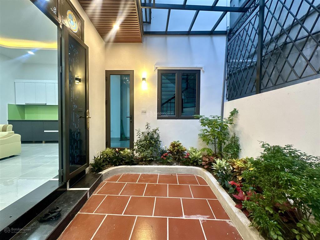 Tin chuẩn! trương định, căn góc, ngõ thông kd, 50m2 x 5 tầng xây mới, full nội thất, sân riêng