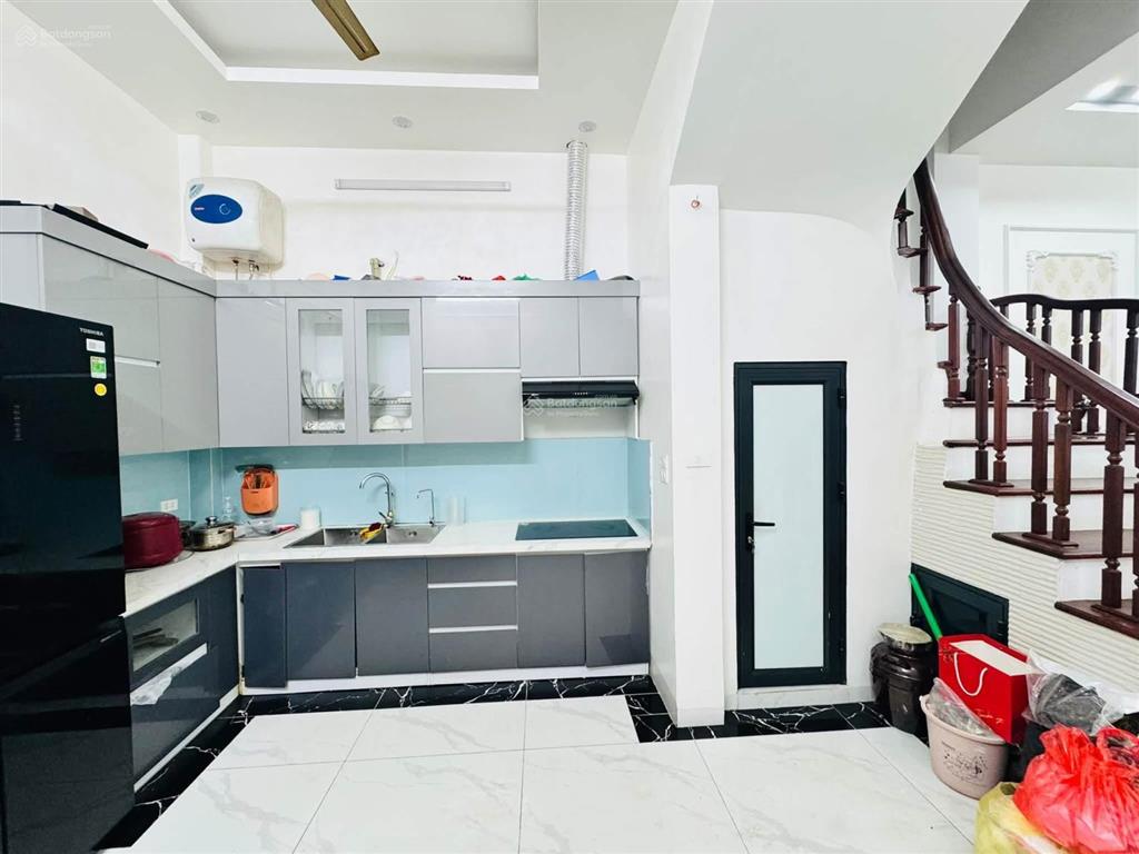 Ô tô đỗ cửa võ thị sáu, ngõ thông bạch mai, lô góc 45m2 x 5t nhà mới full nội thất, sđcc