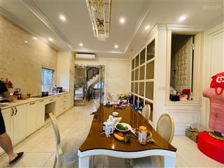 Hiếm, bán nhà mặt phố phạm ngũ lão, 65m2x7t, mặt tiền 6.2m, lô góc 1 mặt phố 1 mặt ngõ.
