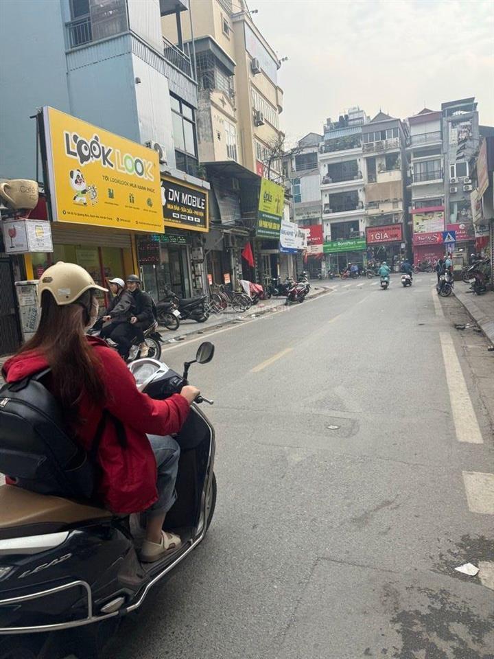 Bán mảnh đất xuân la, 150m2, mặt tiền 7m, lô góc 2 mặt ngõ, vỉa hè to, ô tô tránh kinh doanh, 68 tỷ