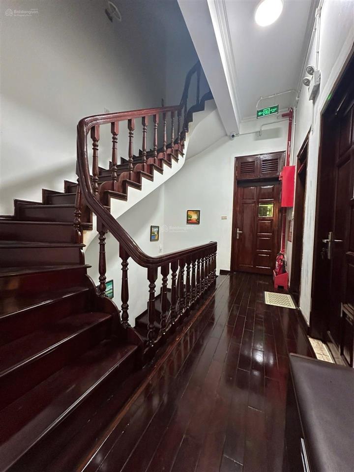Bán nhà mp trung kính, 108m2x5t, mặt tiền 5.5m, 2 thoáng trước sau, vỉa hè to, giá chào 60 tỷ
