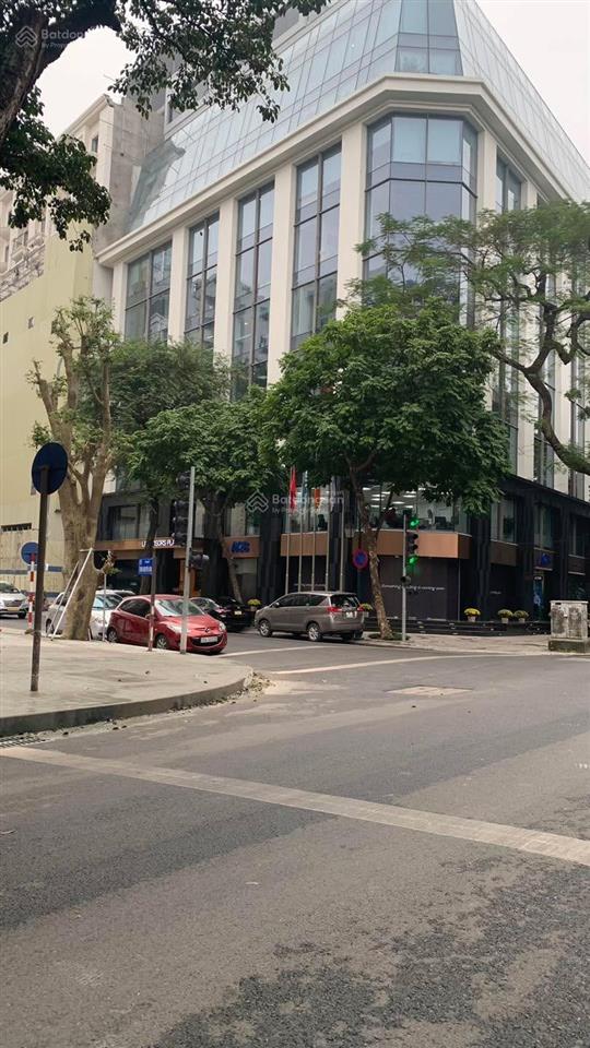 Bán nhà phố trần nguyên hãn, hàng vôi hoàn kiếm 60m2, mt 5m, giá 8.9tỷ. gần phố tt hồ hoàn kiếm