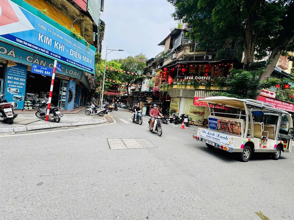 Bán nhà mặt phố hàng mã, hoàn kiếm 75m2, mt 4.7m, giá 56 tỷ. phố cổ kinh doanh