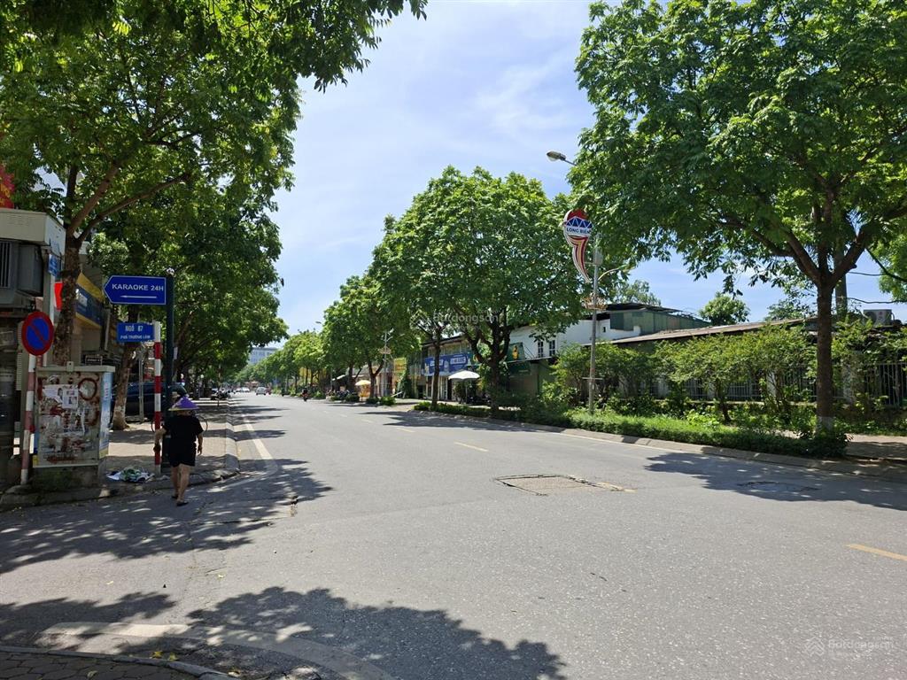 Bán nhà riêng phố ngô gia tự, long biên 205m2, mt 11m, giá 32 tỷ. lô góc tiềm năng