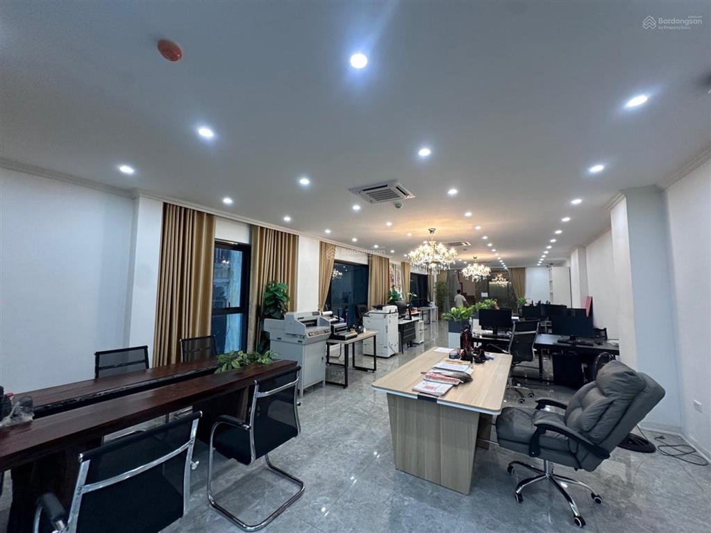 Bán nhà mặt phố hồng tiến, long biên 120m2, 6 tầng, giá 46 tỷ. cắt lỗ cho nhà đầu tư thông thái.