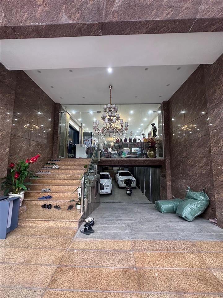 Bán nhà mặt phố hồng tiến, long biên 120m2, 6 tầng, giá 46 tỷ. cắt lỗ cho nhà đầu tư thông thái.