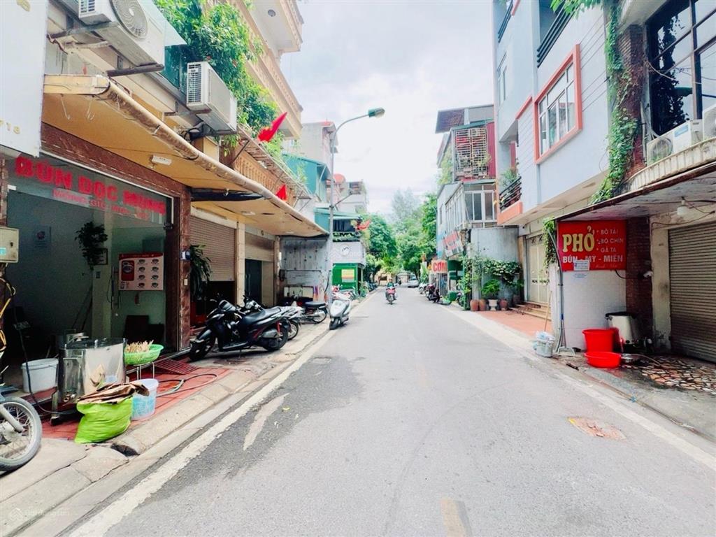 Bán nhà nguyễn văn cừ 63m2, 6 tầng thang máy, giá 20 tỷ. kinh doanh ô tô tránh nhau.