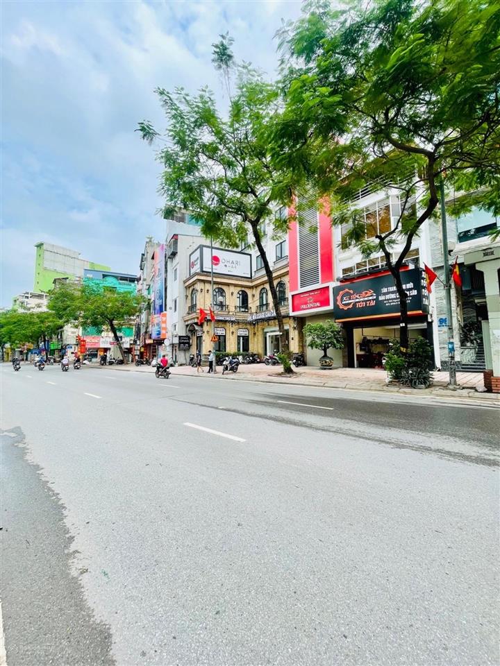 Bán toà apartnemt dòng tiền phố nguyễn văn cừ, long biên 85m2, 7 tầng thang máy, giá 16.8 tỷ