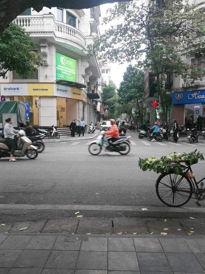 Bán nhà mặt phố 80m2, 4 tầng, mt 5.2m trần xuân soạn, hai bà trưng, 40 tỷ vnd, hàng hot