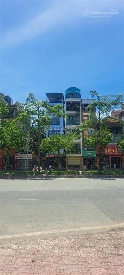 Bán nhà mặt phố tại nguyễn văn cừ, 50 tỷ, 172m2, view đẹp, giá siêu hời!