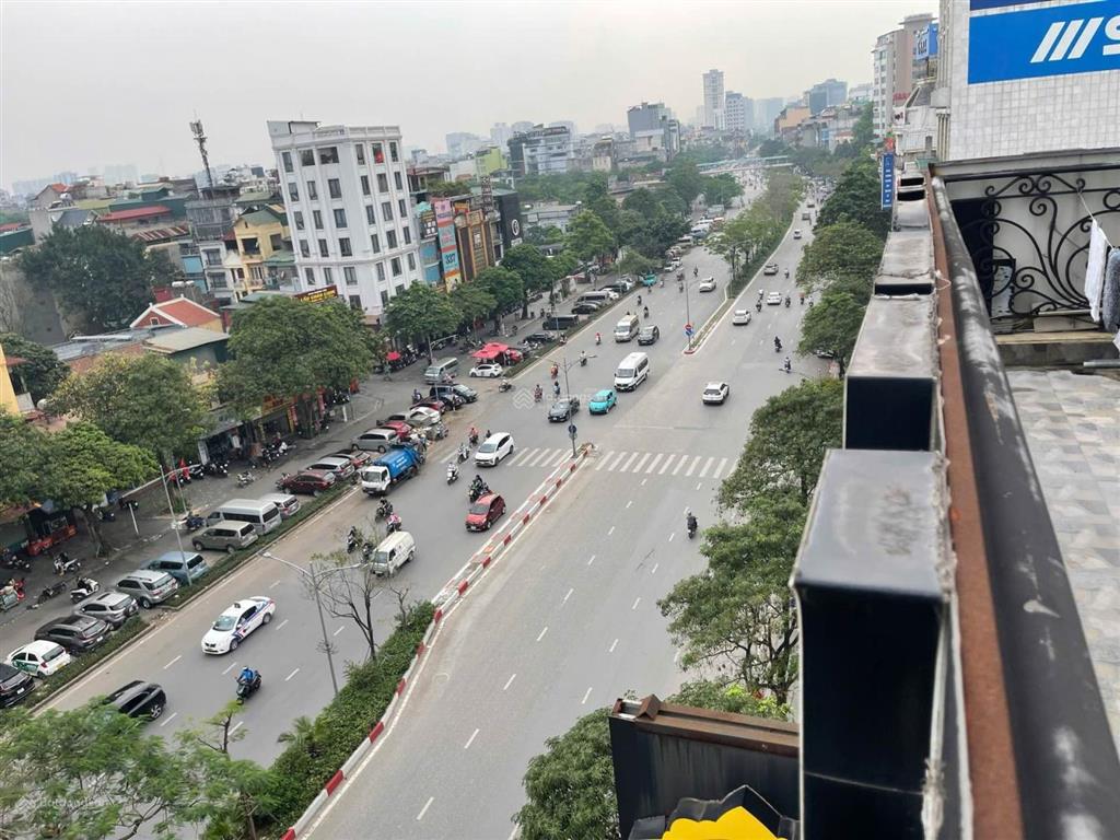 Bán nhà phân lô ô tô tránh trần khát chân, hai bà trưng 46m2, 5 tầng, vỉa hè rộng, giá 17 tỷ