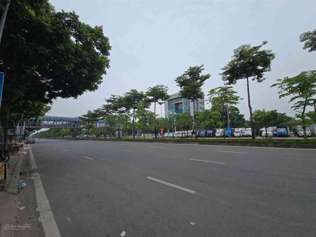 Mặt ngõ thông tô rộng ô tô vào nhà đất đẹp ngô gia tự, long biên 100m2, giá 16 tỷ