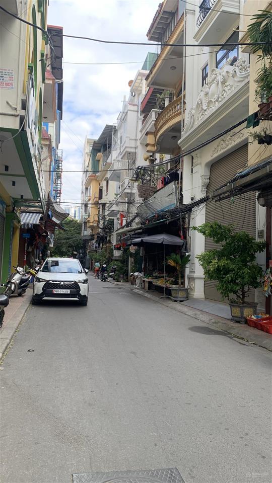 Bán nhà phân lô phố tạ quang bửu, hai bà trưng 62m2, 5 tầng, giá 18 tỷ. hiếm có khu trung tâm.