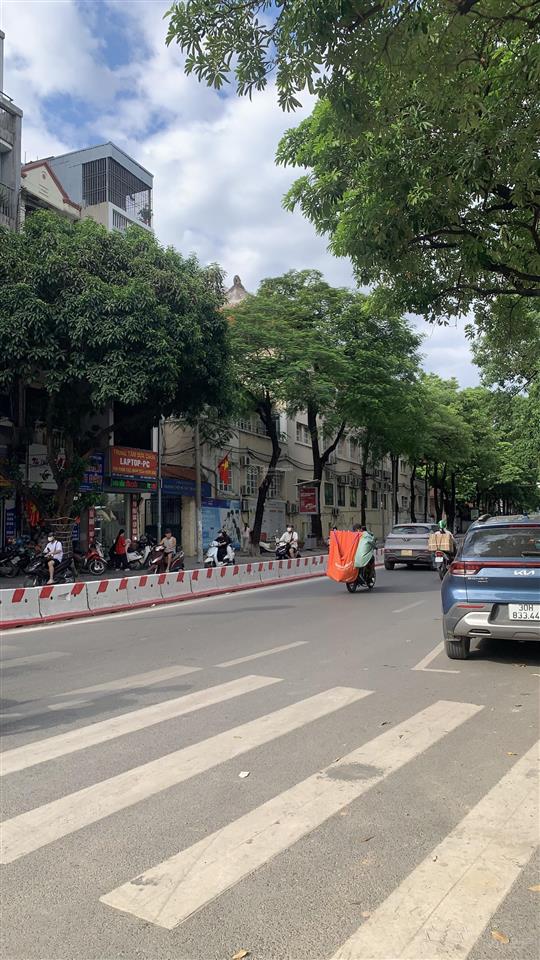 Bán nhà phân lô phố tạ quang bửu, hai bà trưng 62m2, 5 tầng, giá 18 tỷ. hiếm có khu trung tâm.