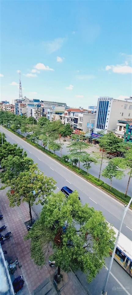 Hiếm có khó tìm mặt phố ngô gia tự  100m2 x 5 tầng vỉa hè đá bóng 32 tỷ (thương lượng mạnh)