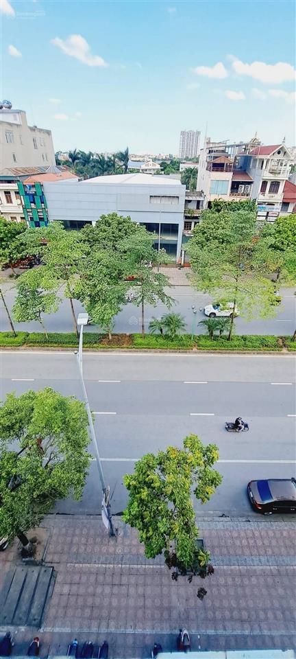 Hiếm có khó tìm mặt phố ngô gia tự  100m2 x 5 tầng vỉa hè đá bóng 32 tỷ (thương lượng mạnh)