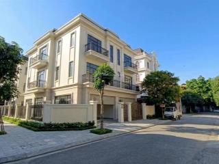 Bán biệt thự phân lô việt hưng  320m2  mt 12m  ô tô tránh vỉa hè  giá 60 tỷ vị trí vàng