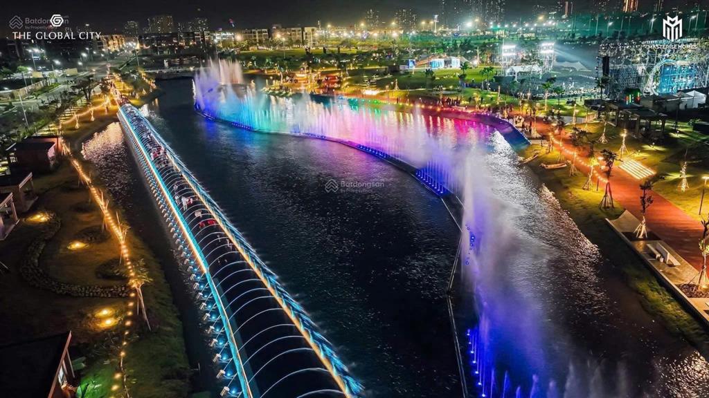 Với 8,746 tỷ  căn 2pn khu masteri park place  the global city, view nội khu  đóng giãn 2 năm