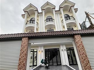 Nhà 3 tầng đẹp mới hoàn thiện đà lạt chỉ 4,1 tỷ