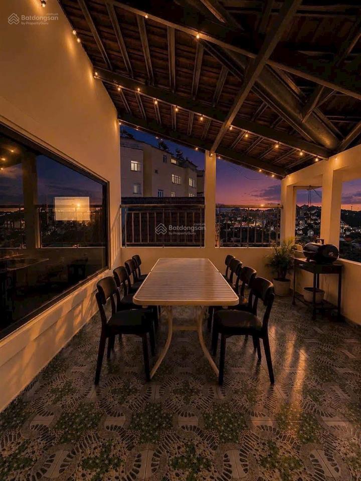 Homestay 4 tầng mới trung tâm đà lạt 8 tỷ