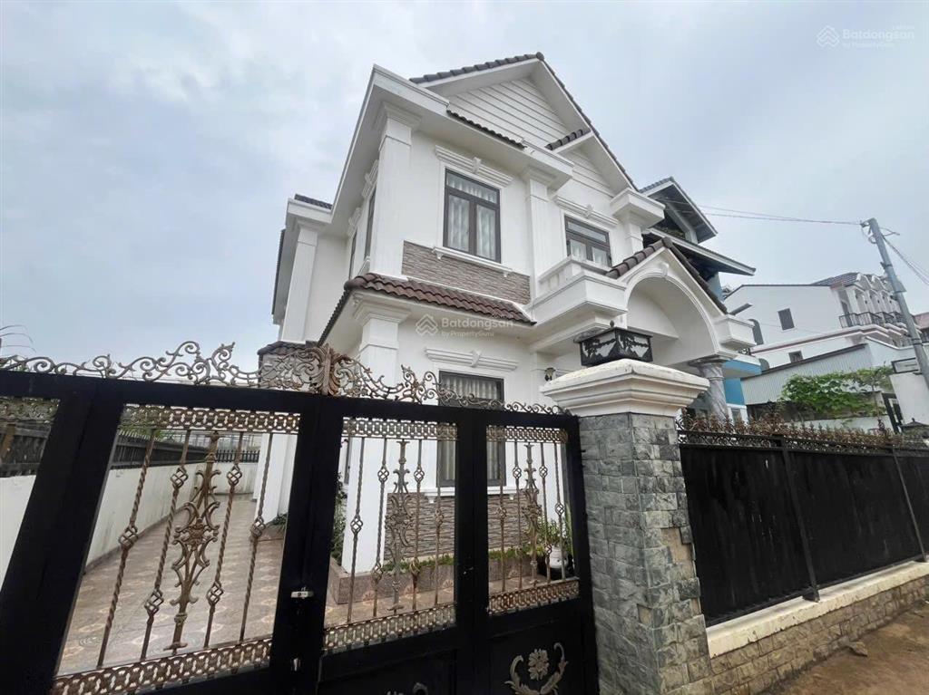 Biệt thự 222m2 lý nam đế đà lạt 9 tỷ