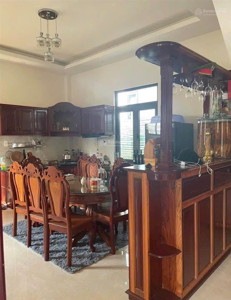 Biệt thự 222m2 lý nam đế đà lạt 9 tỷ