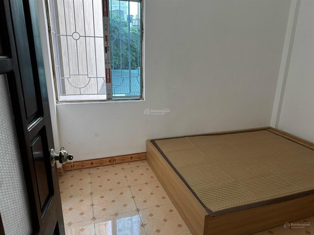 Phòng trọ đủ đồ, ban công cửa sổ thoáng giá chỉ 2tr