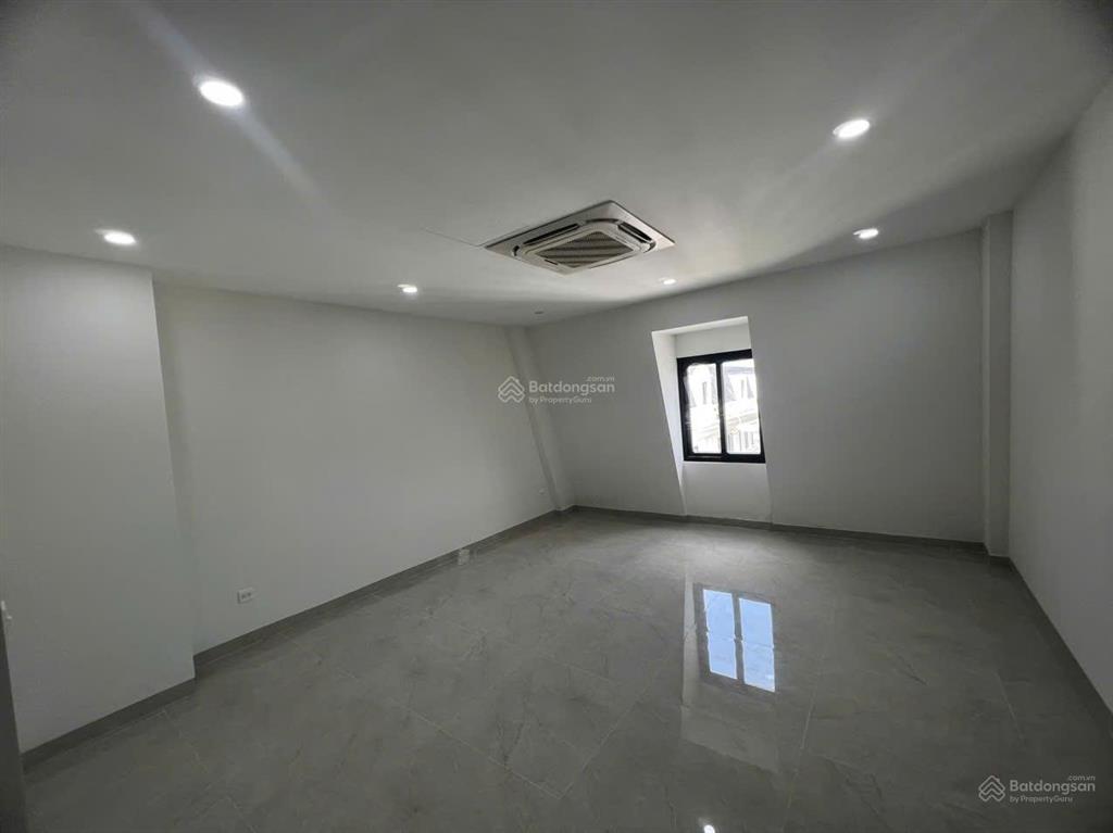 Chính chủ cho thuê lk 100m² hoàn thiện tm + nội thất cơ bản louis city hoàng mai 35tr/th.