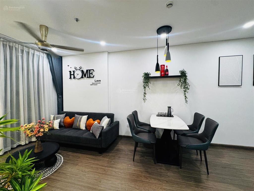 Chính chủ cần bán nhanh căn góc 2pn, 74m2, full nội thất xịn đẹp tại fpt plaza 2  đà nẵng