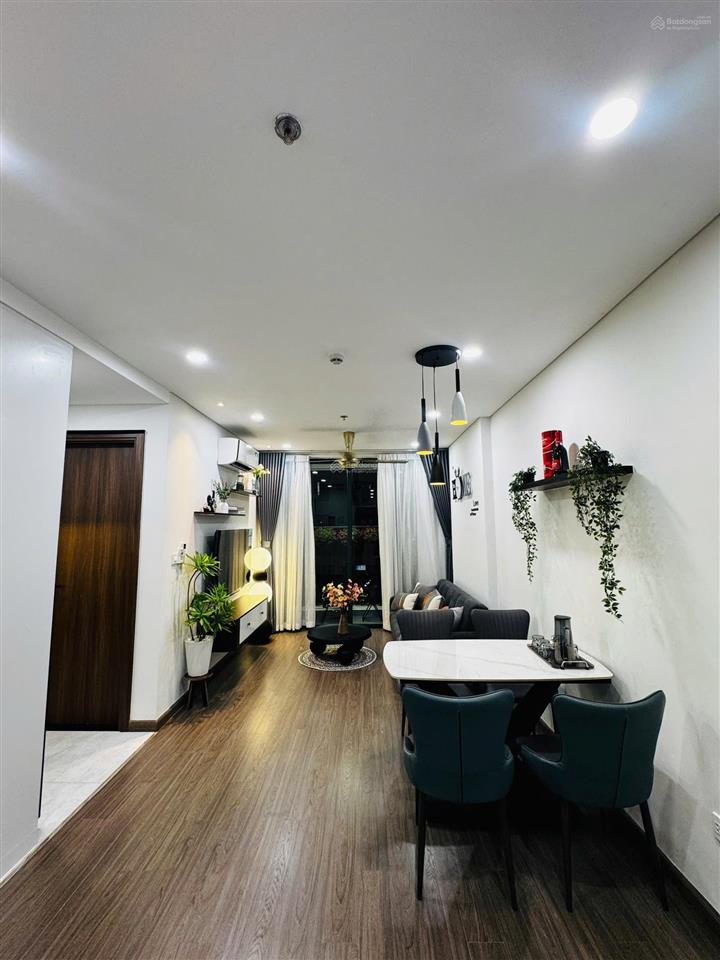 Chính chủ cần bán nhanh căn góc 2pn, 74m2, full nội thất xịn đẹp tại fpt plaza 2  đà nẵng