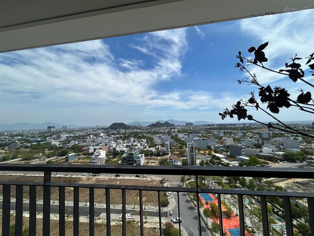 Chính chủ cần bán nhanh căn 3pn, căn góc tại fpt plaza 2  vị trí đẹp, view thoáng