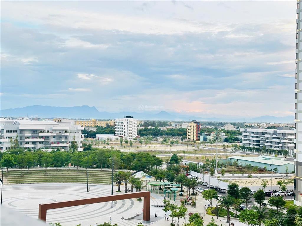 Chính chủ cần bán nhanh căn góc 2pn, 69m2, view thoáng và đẹp tại fpt plaza  đà nẵng