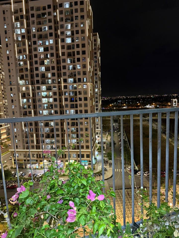 Chính chủ cần bán nhanh căn góc 2pn, 69m2, view thoáng và đẹp tại fpt plaza  đà nẵng