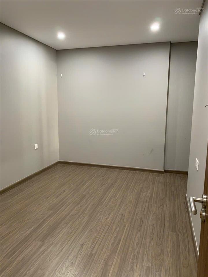 Cần bán nhanh căn hộ 2pn, 70m2, tầng cao tại fpt plaza 2
