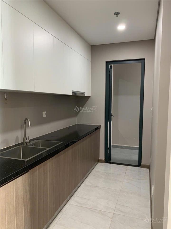 Cần bán nhanh căn hộ 2pn, 70m2, tầng cao tại fpt plaza 2