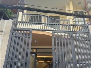 Cần bán nhà đẹp nằm ngay vũ huy tấn, bình thạnh. dt 60m2 4pn 4wc. kế bên q.1, phan xích long